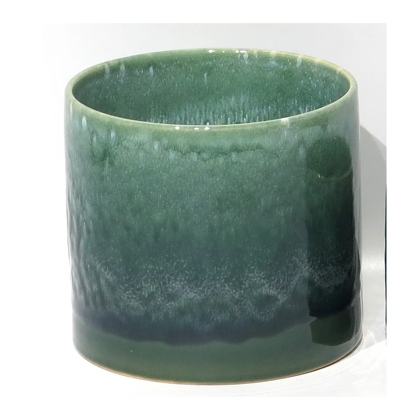 Pot 12 (4.7"DX3.9"H)