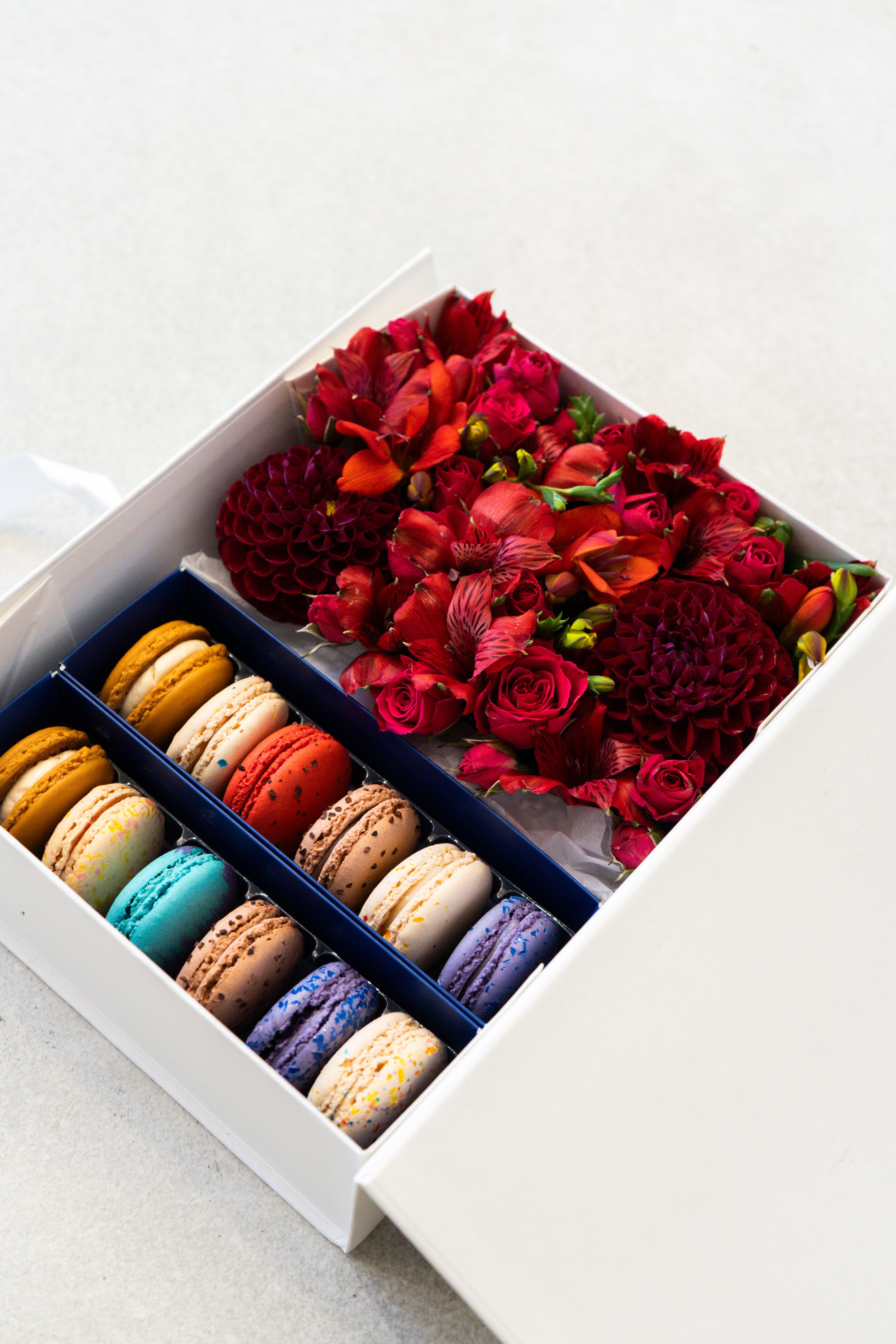 [GIFT SET] WITH YOURS