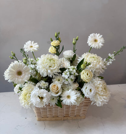 Blanc Garden Flower Basket