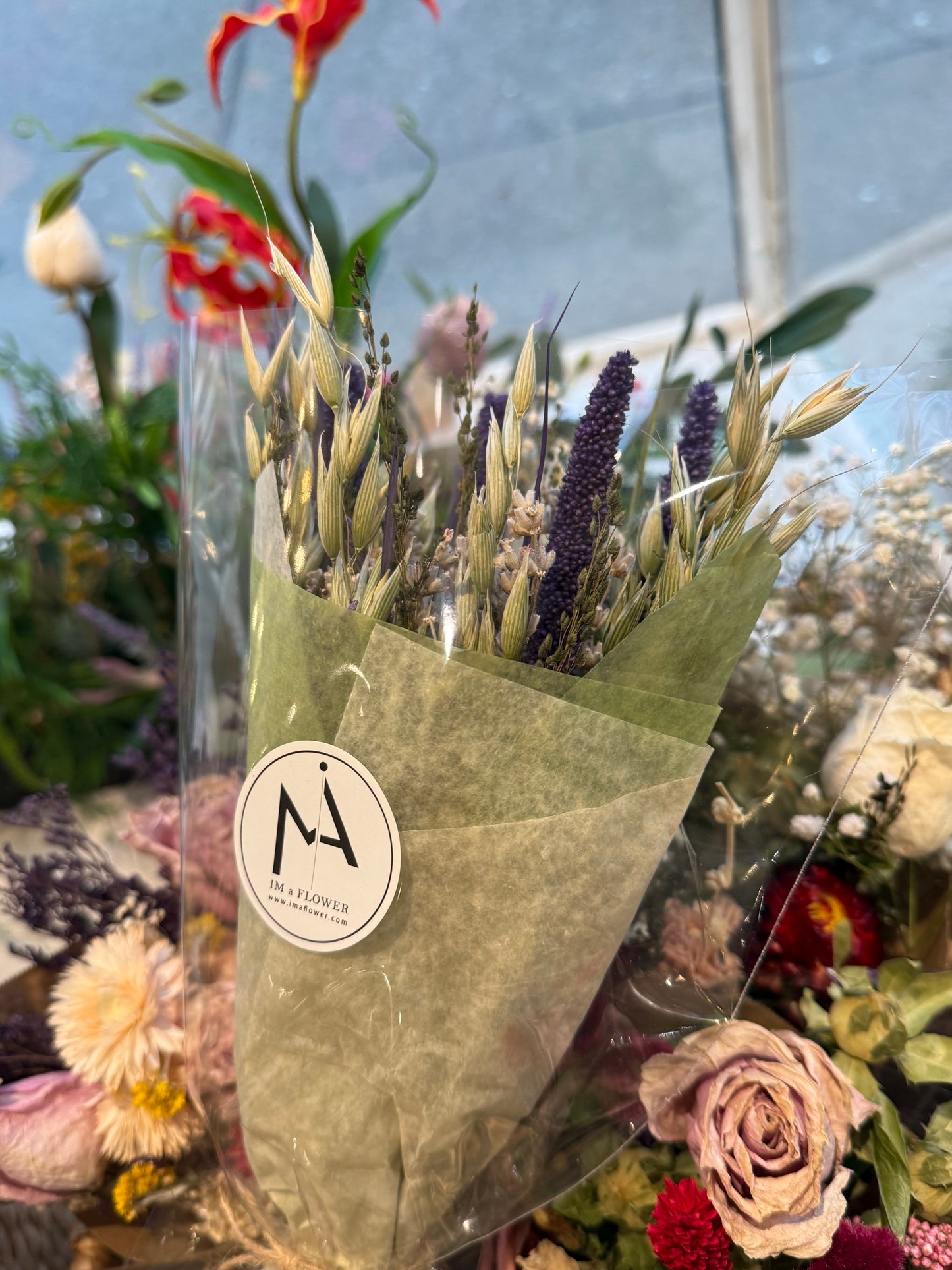 A beautiful variety of dried flowers
