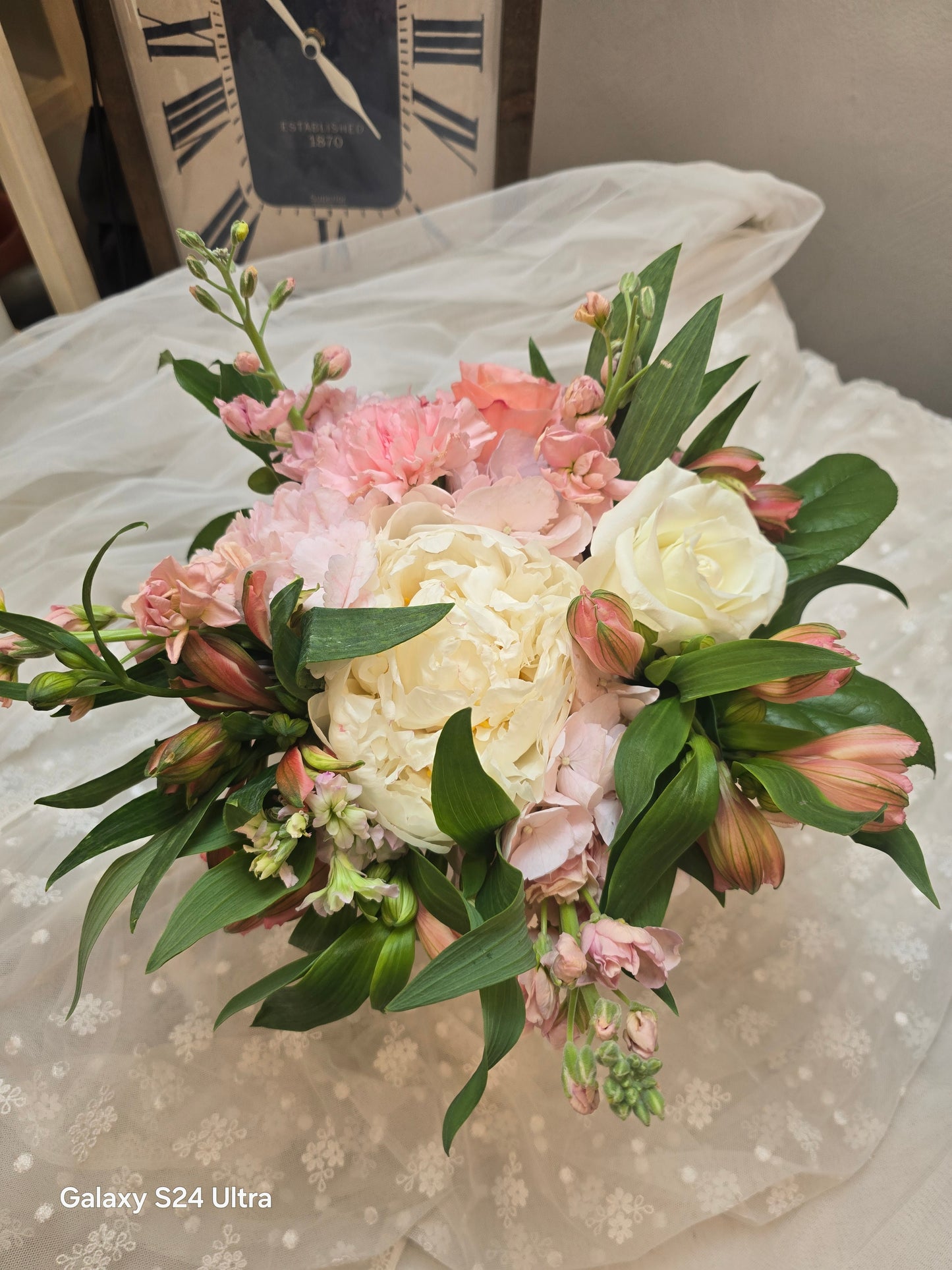 Belle Rosalie Centerpiece