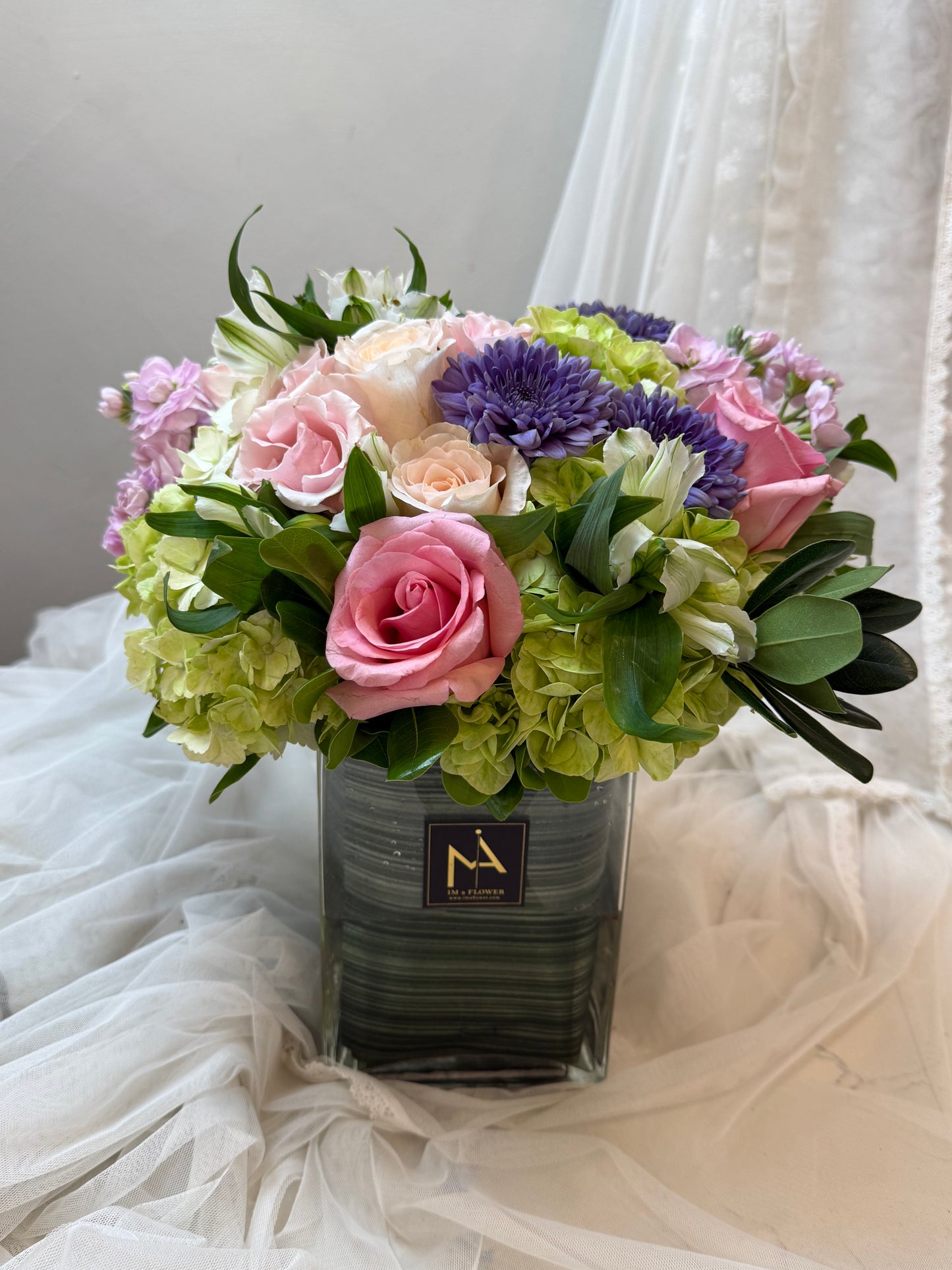 Giverny Garden Centerpiece