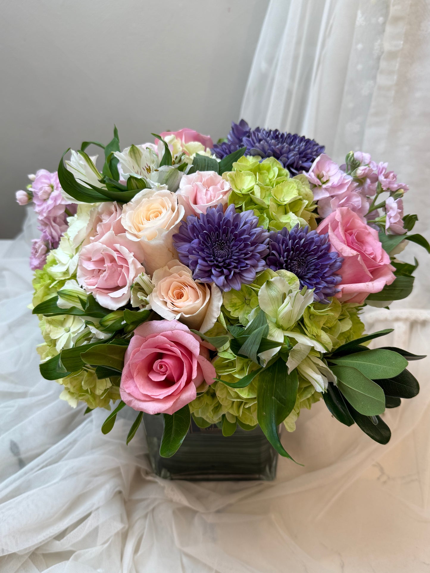 Giverny Garden Centerpiece