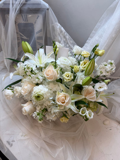 Ave Maria – Floral Arrangement