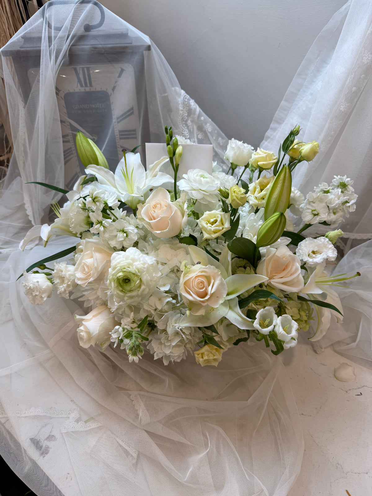 Ave Maria – Floral Arrangement