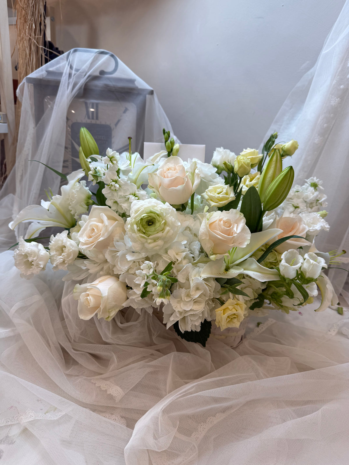 Ave Maria – Floral Arrangement