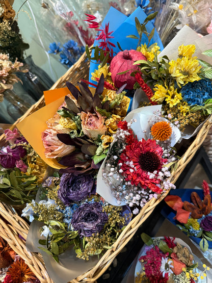 A beautiful variety of dried flowers